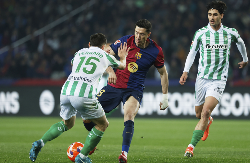 Barcelona fails to capitalize on Real Madrid's loss, stumbles at home to Betis